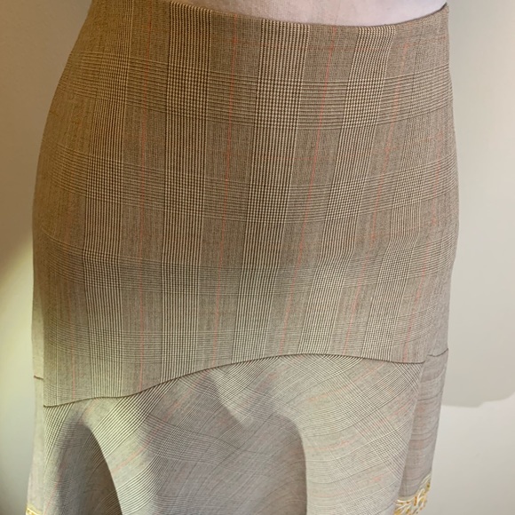 Beautiful BEADED Bebe Skirt - Picture 6 of 11